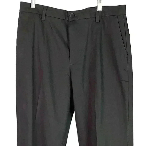 Dockers Pants Men's 34X34 Gray Relaxed Fit Comfort Waistband Khaki Stretch NEW - Picture 3 of 8